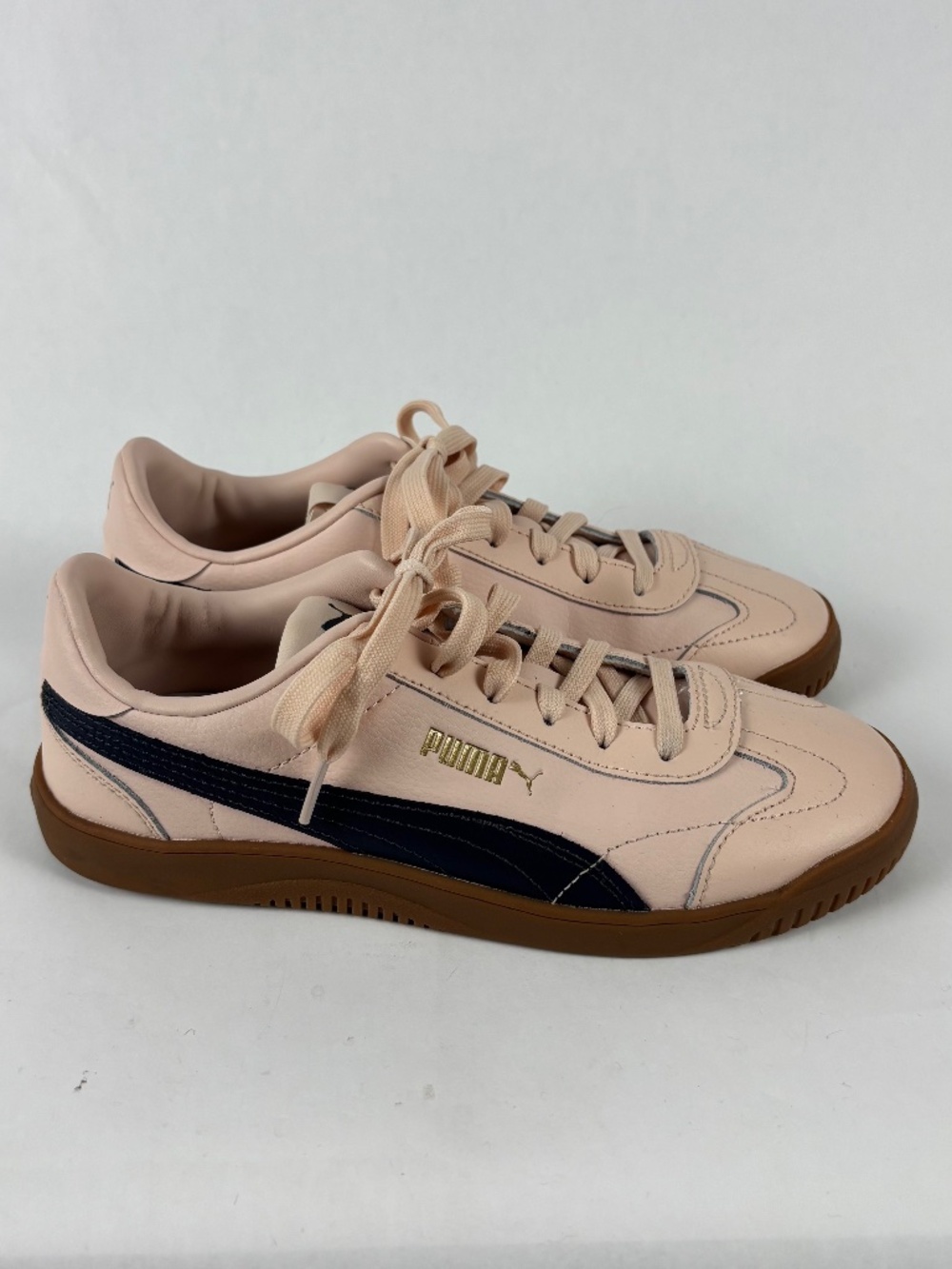 PUMA, Skate/Athletic, Women's Size 7, Low Top, Court/Workout Shoes, Pink/Black